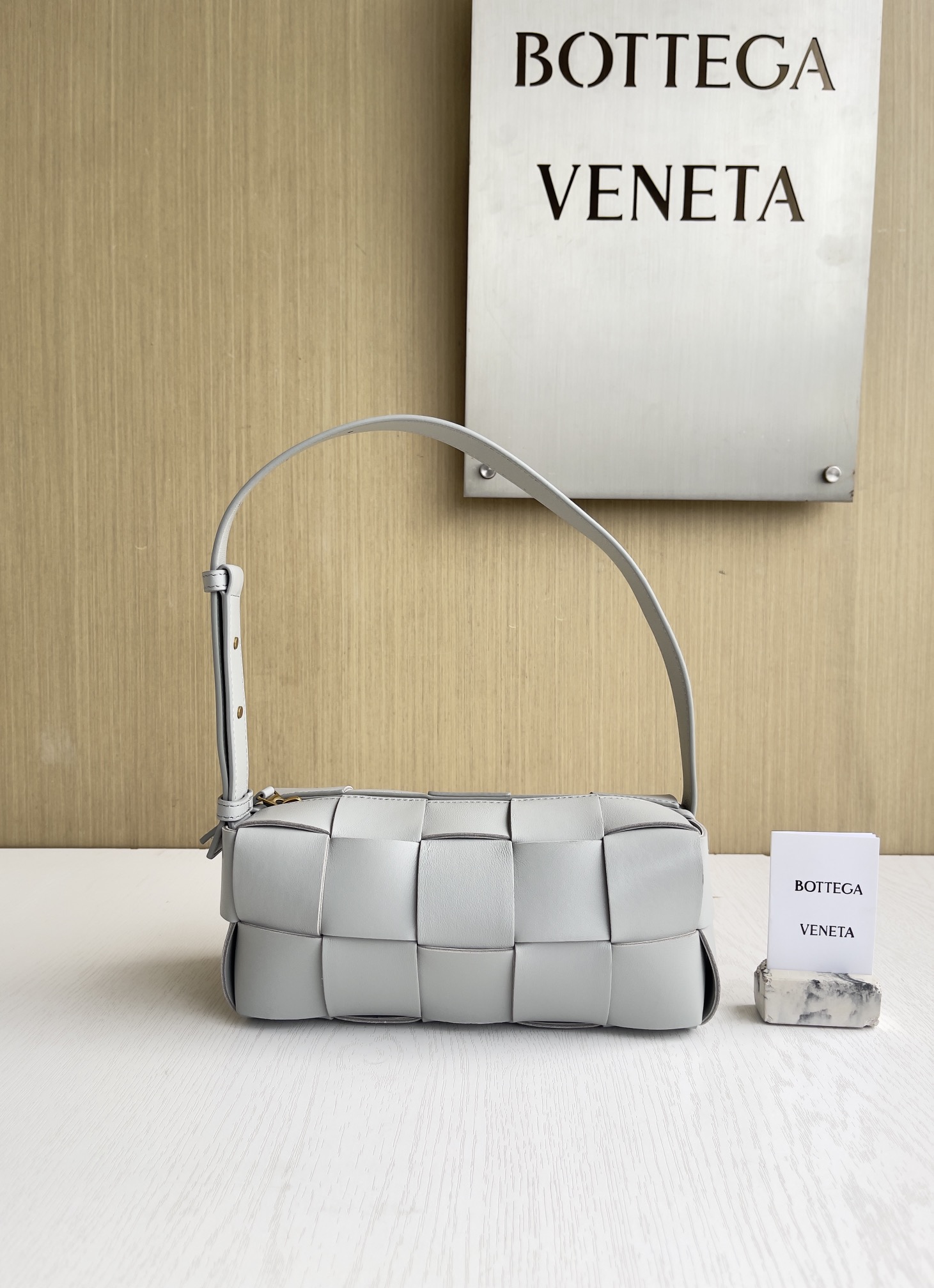 보테가베네타 Bottega Veneta 729166 Cassette 24cm