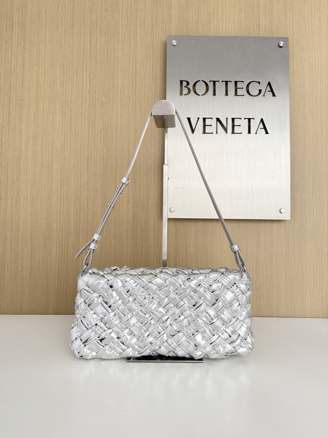 보테가베네타 Bottega Veneta 785780 Kalimero cha-cha 28.5cm
