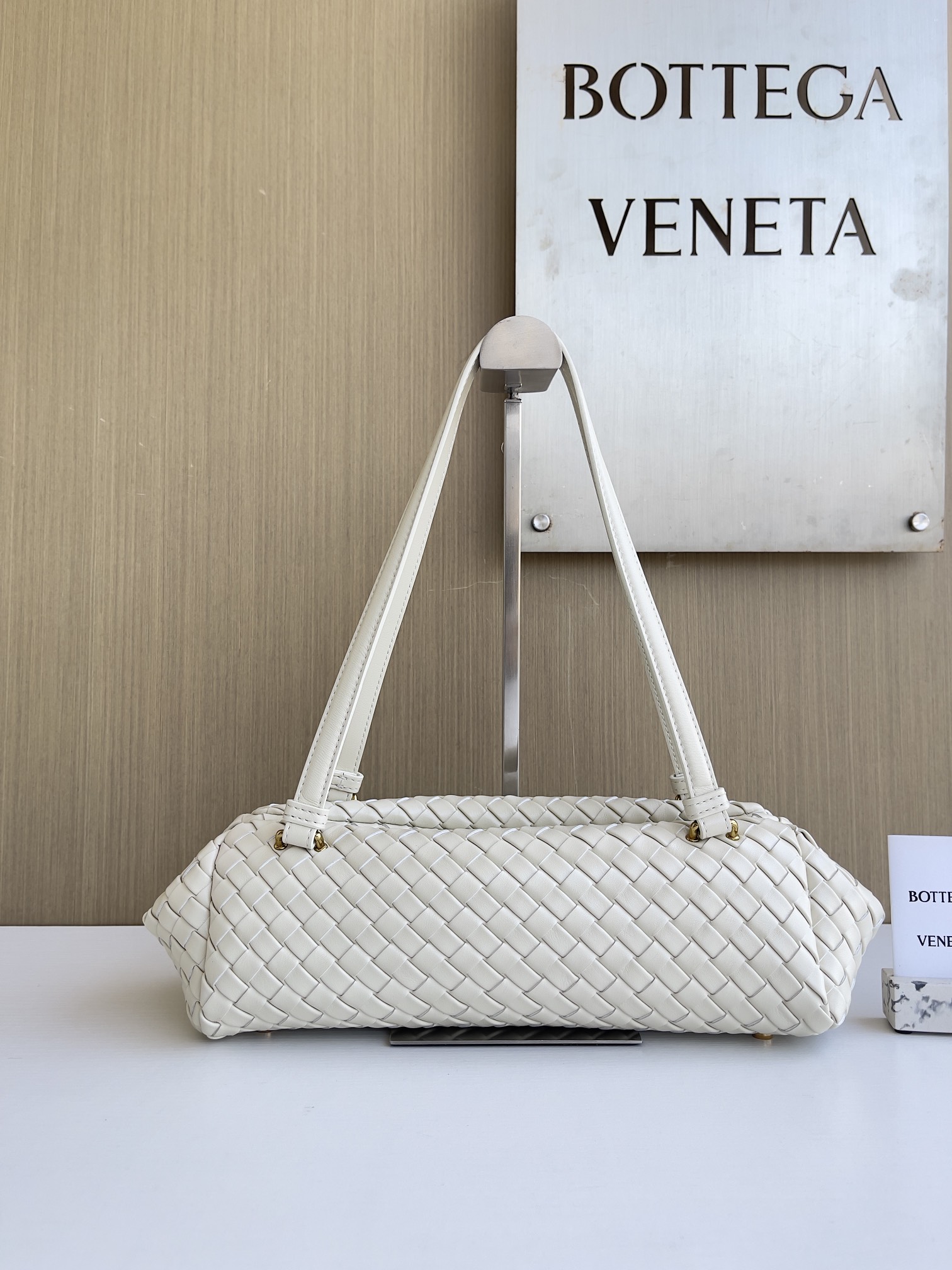 보테가베네타 Bottega Veneta 796258 Let‘s Go Intrecciato 숄더백 37cm