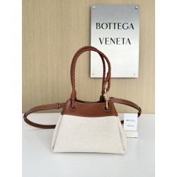 보테가베네타 Bottega Veneta 826220 Parachute 숄더백 20cm