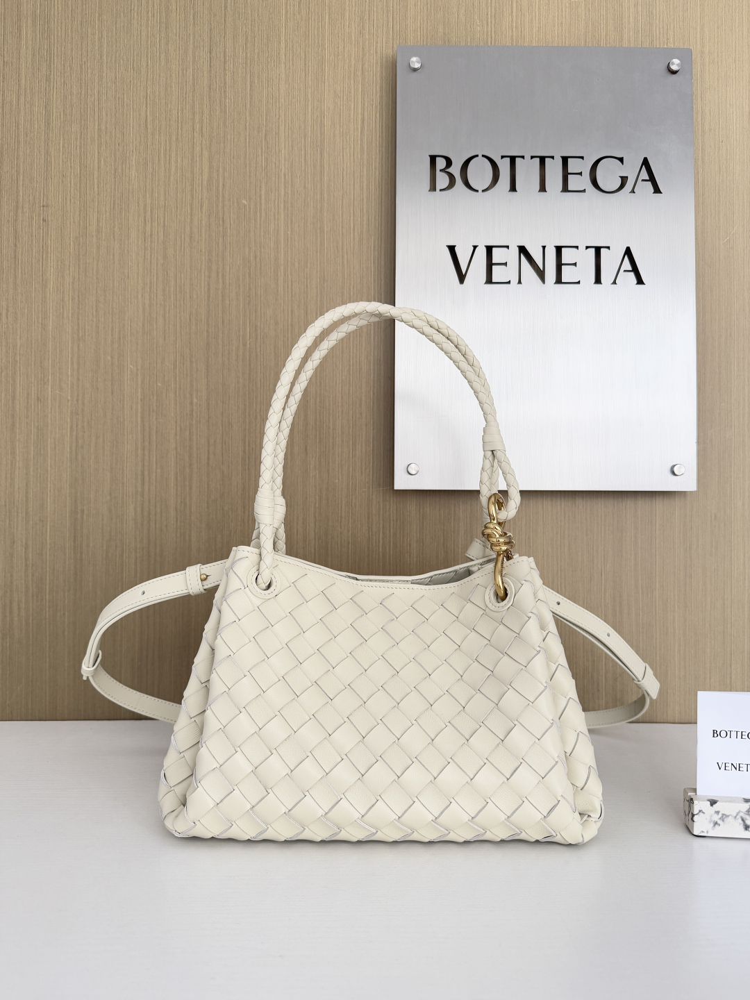 테가베네타 Bottega Veneta 835921 Parachute 29.5cm