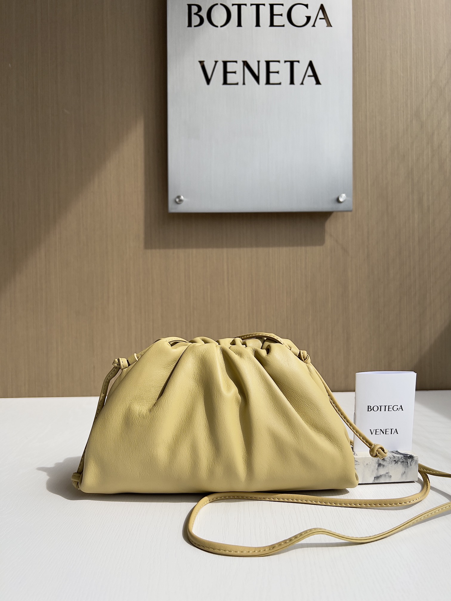 보테가베네타 Bottega Veneta 7003 Pouch 22CM