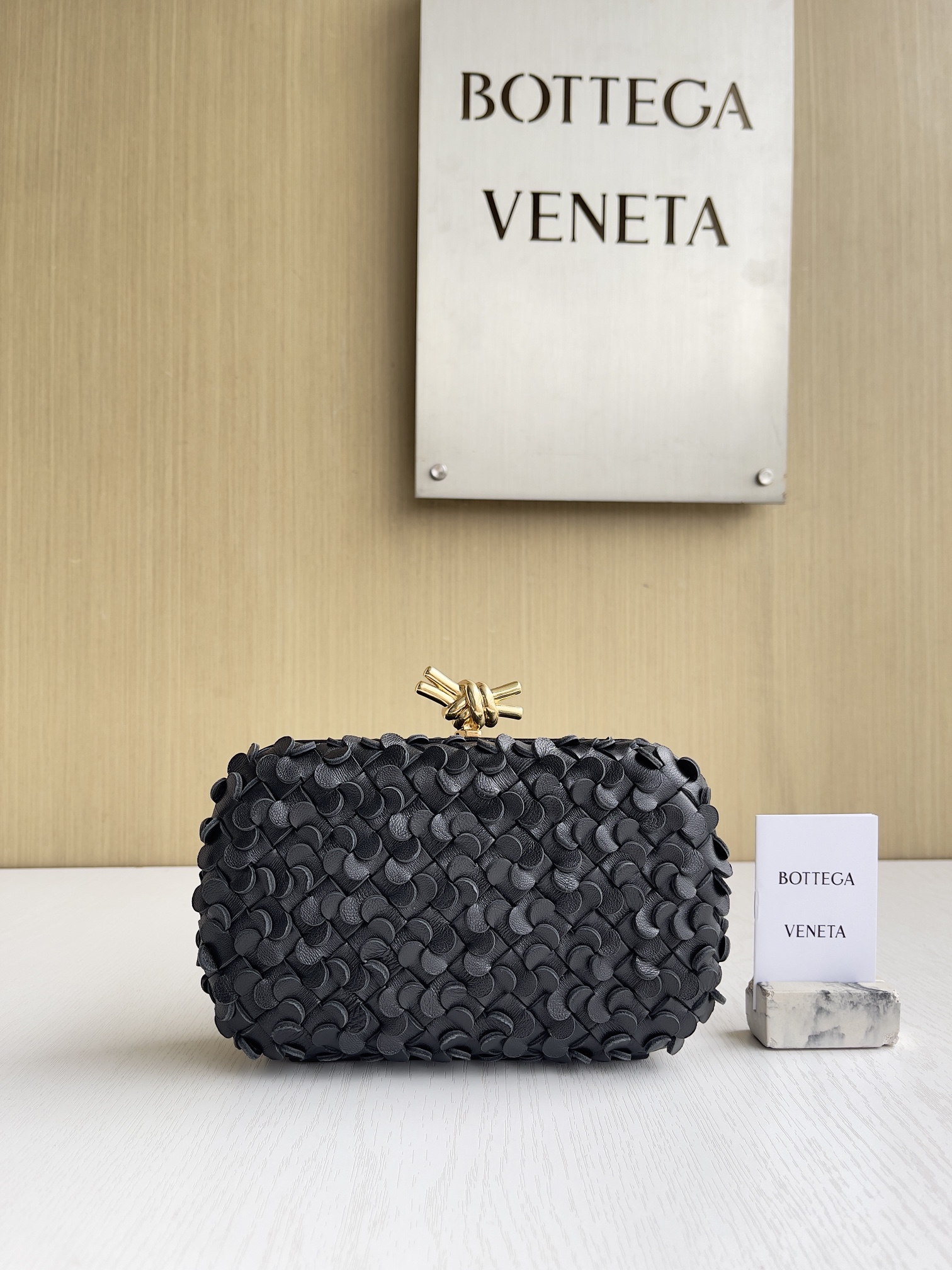 보테가베네타 Bottega Veneta 717622 The Knot 20.5CM