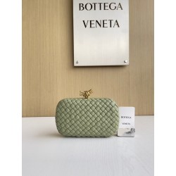 보테가베네타 Bottega Veneta 717622 The Knot 20.5CM