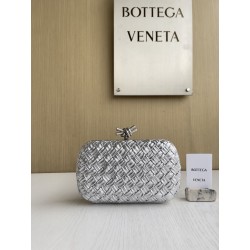 보테가베네타 Bottega Veneta 717622 The Knot 20.5CM