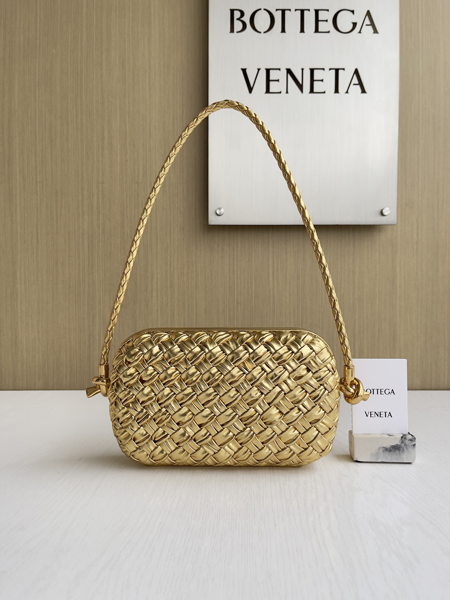보테가베네타 Bottega Veneta 717623 The Knot 20.5CM