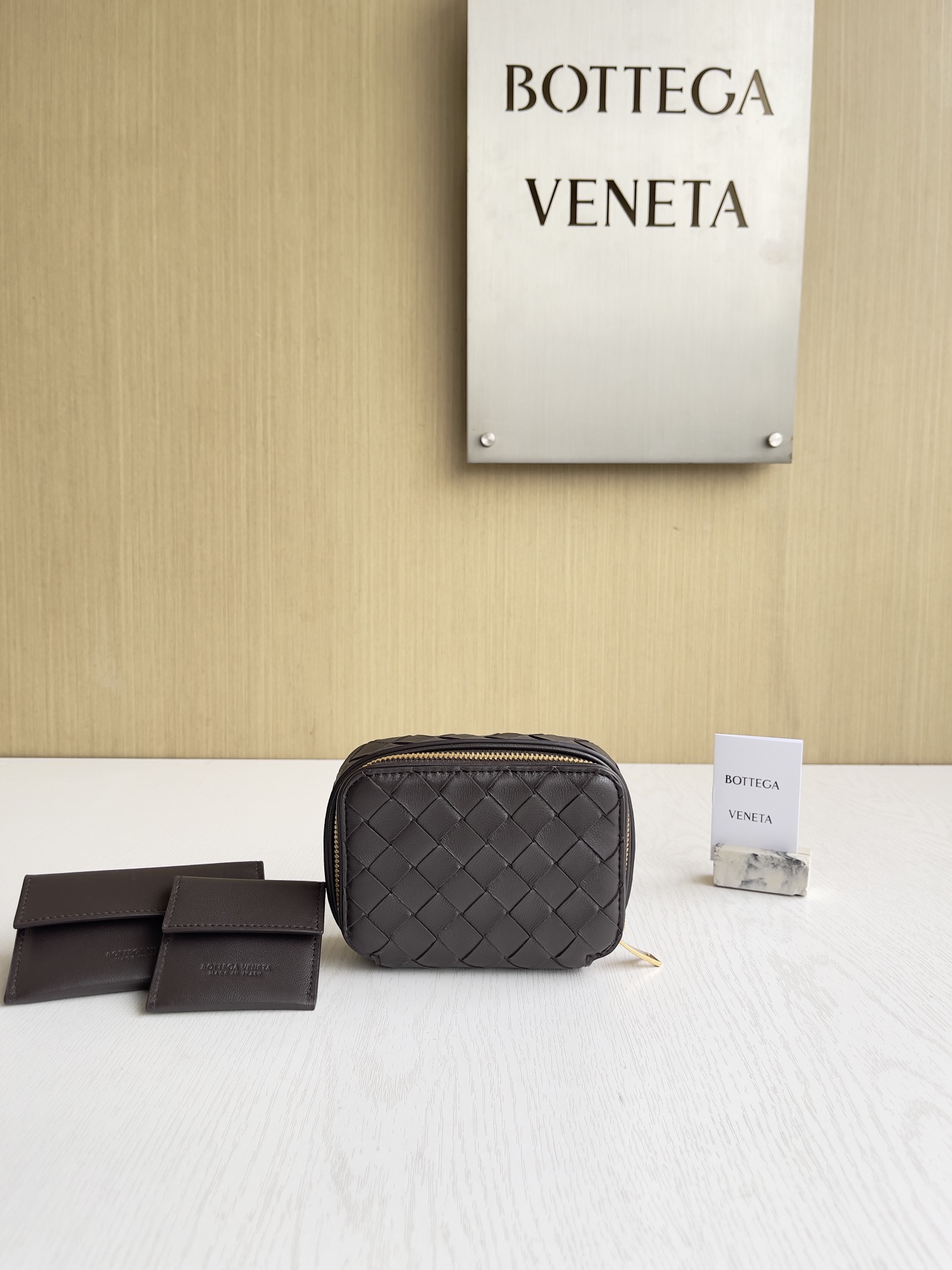 보테가베네타 Bottega Veneta 766026 클러치 16.5CM