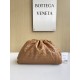 보테가베네타 Bottega Veneta Pouch 클러치 38CM
