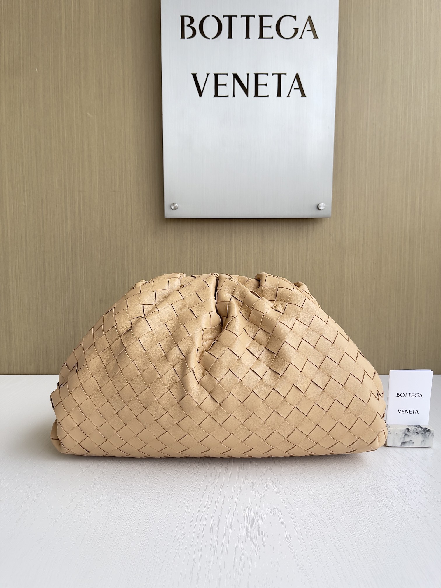 보테가베네타 Bottega Veneta Pouch 클러치 38CM