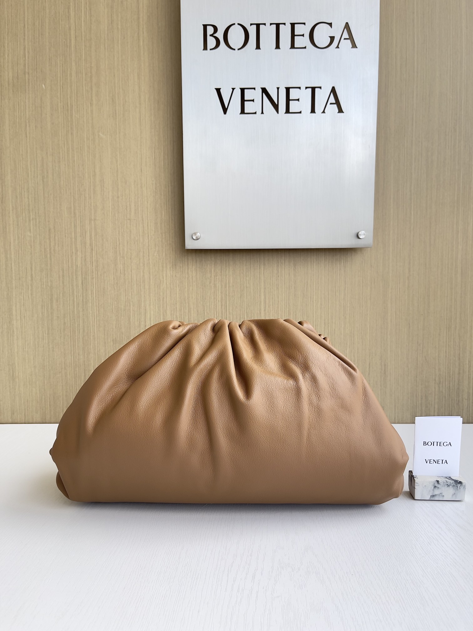 보테가베네타 Bottega Veneta Pouch 클러치 38CM