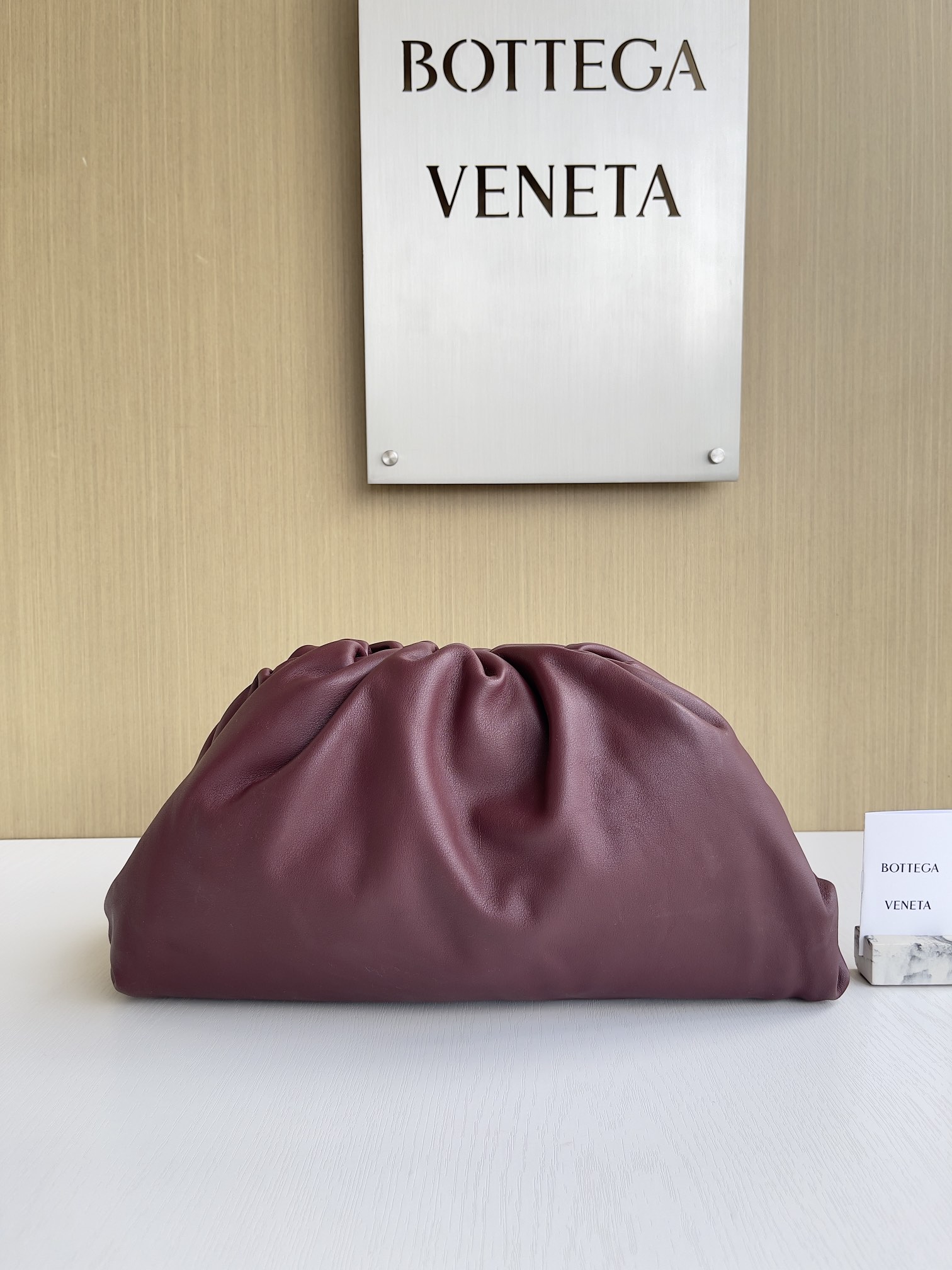 보테가베네타 Bottega Veneta Pouch 클러치 38CM
