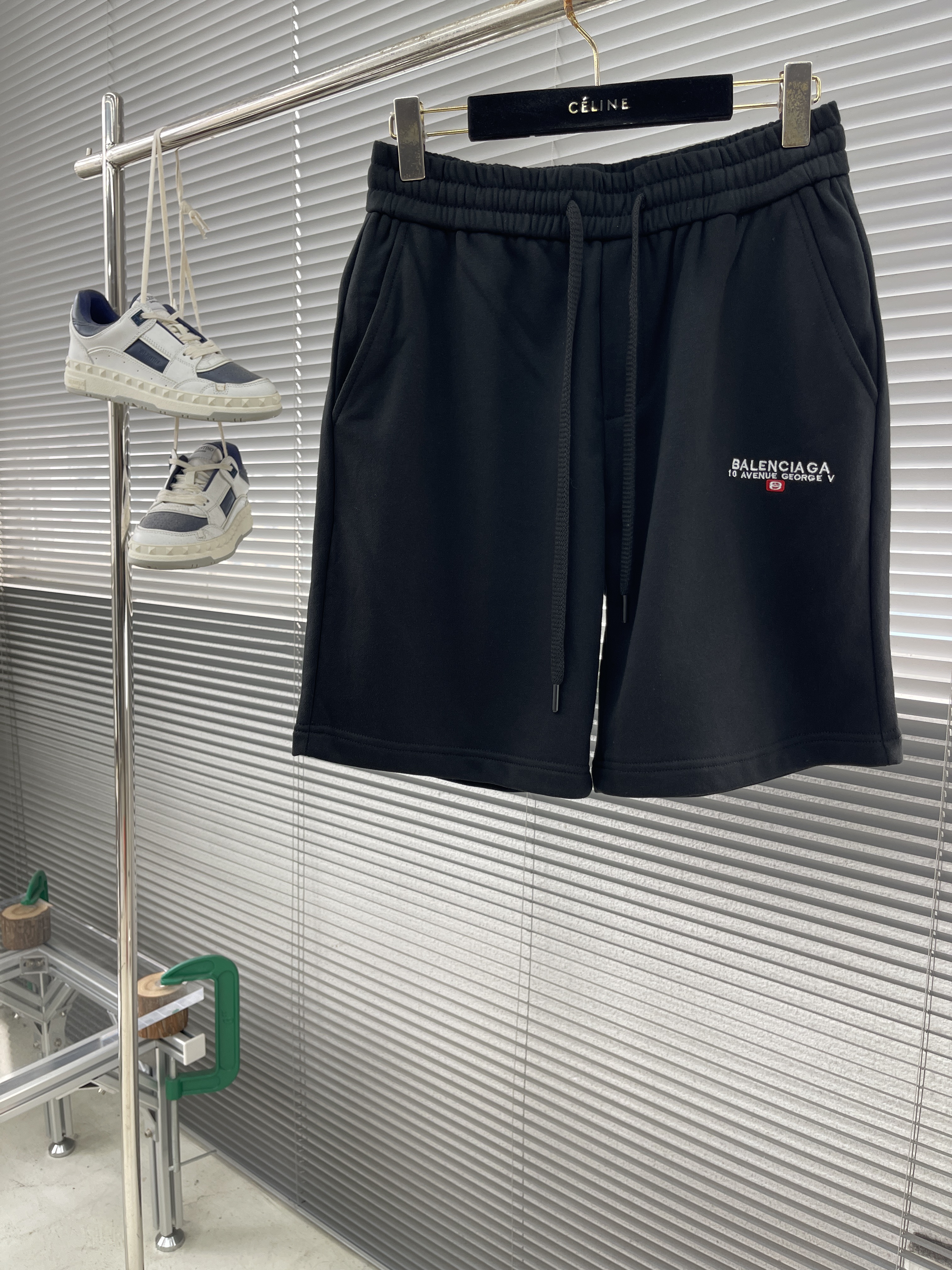 발렌시아가 Balenciaga 반바지