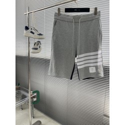 톰브라운 Thom Browne 반바지