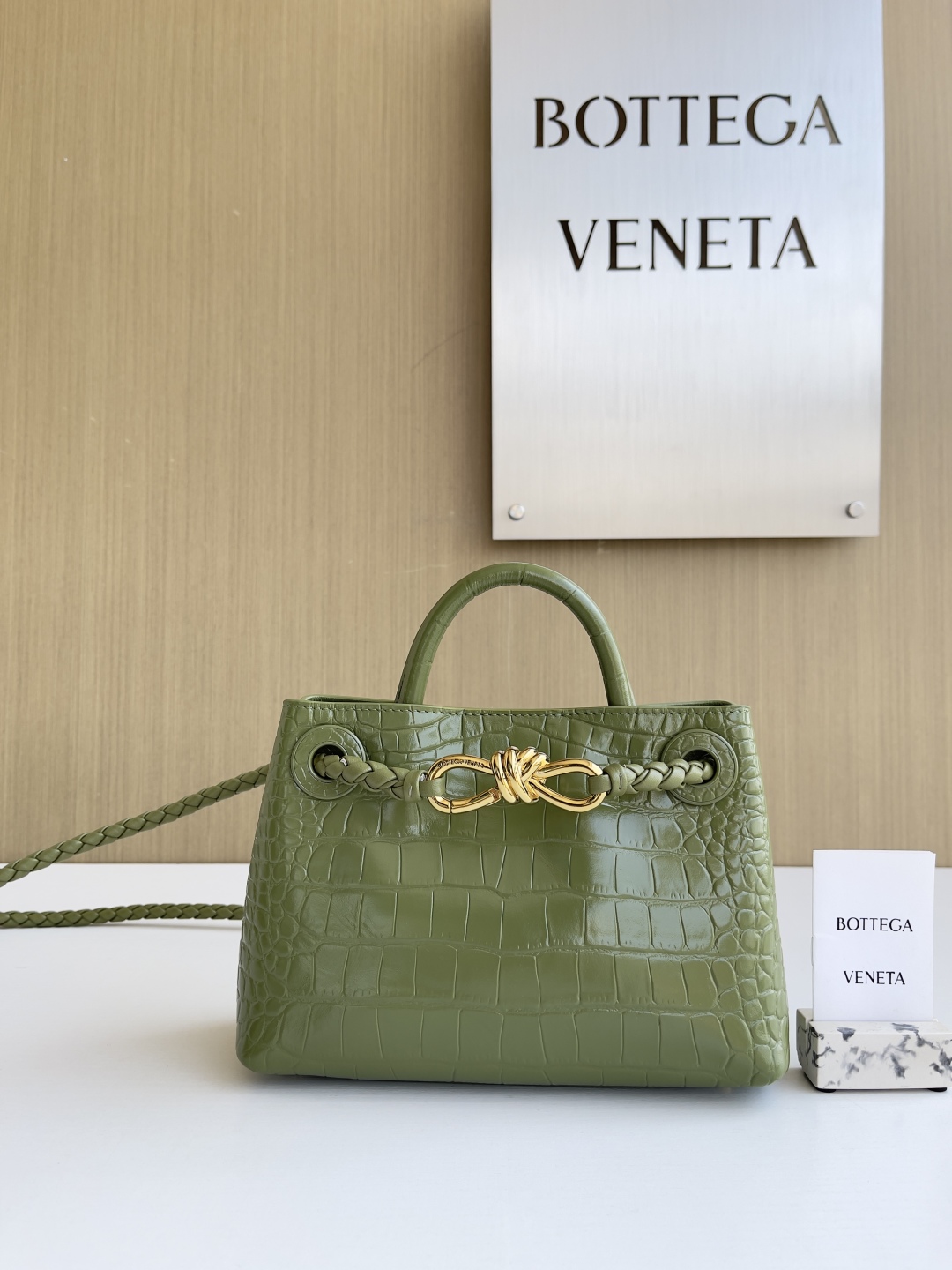 보테가 베네타 Bottega Veneta 773733 Andiamo 22cm