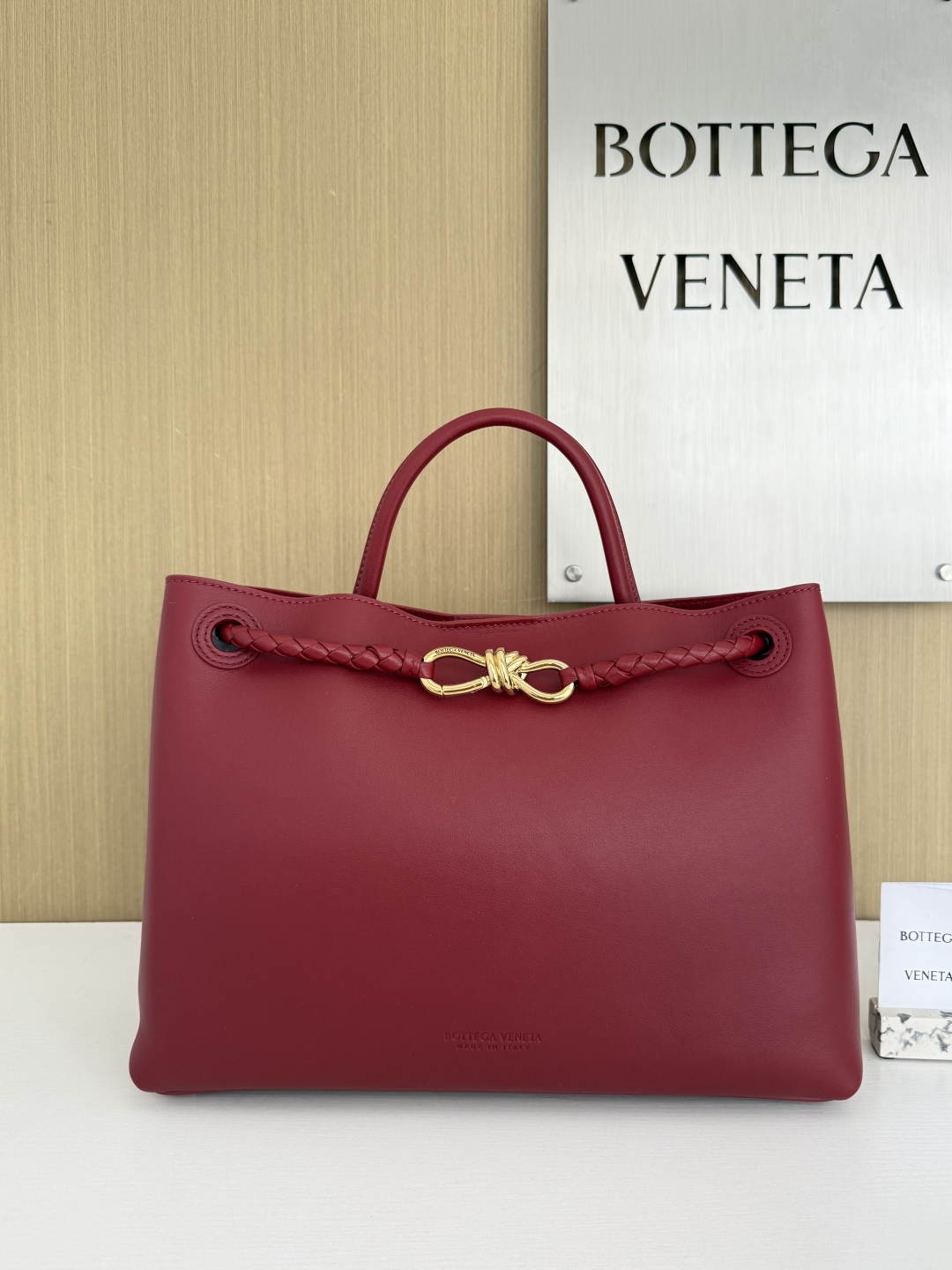 보테가 베네타 Bottega Veneta 810214 Andiamo 34cm