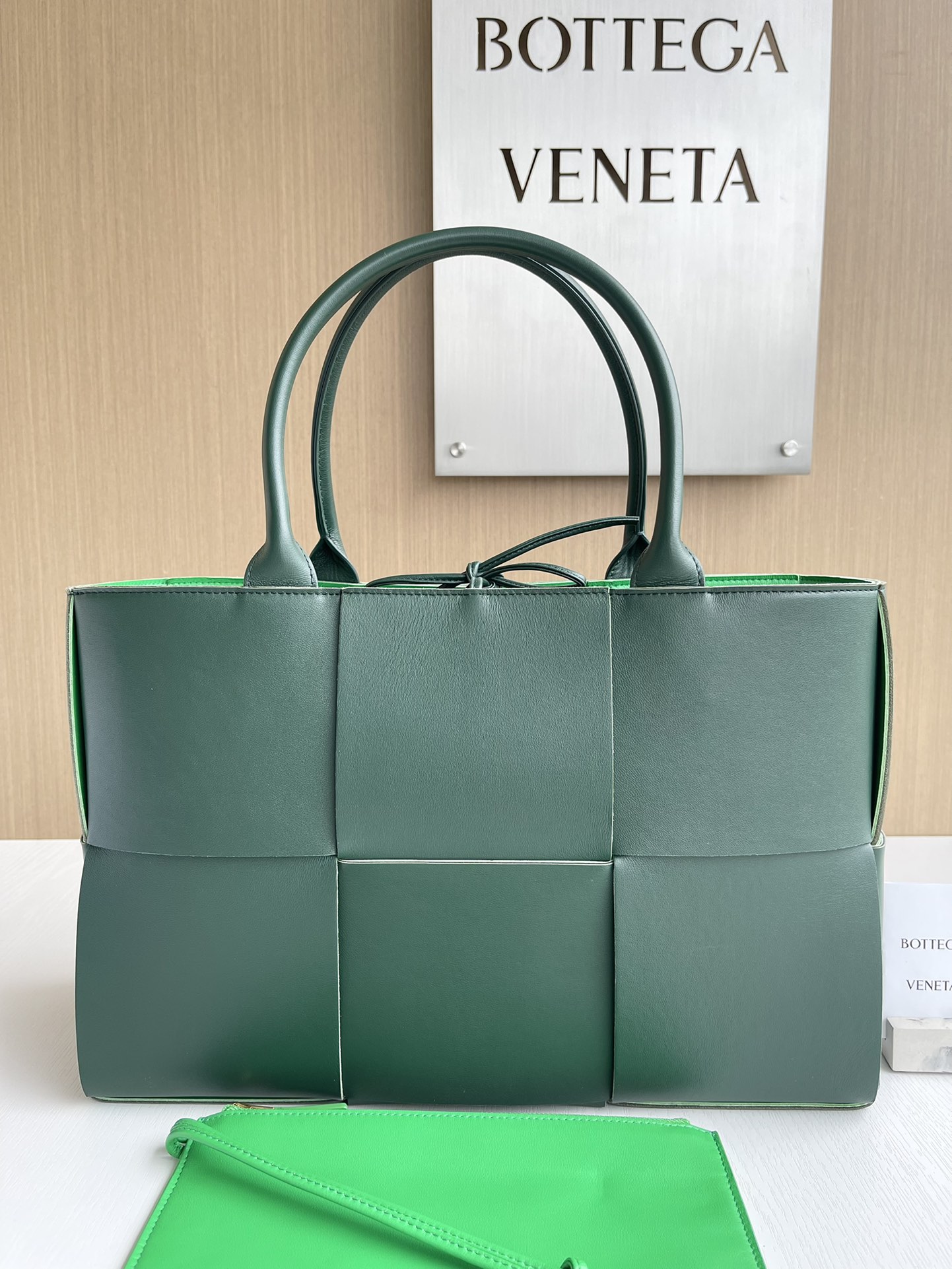 보테가 베네타 Bottega Veneta 609175 Arco Tote 41cm