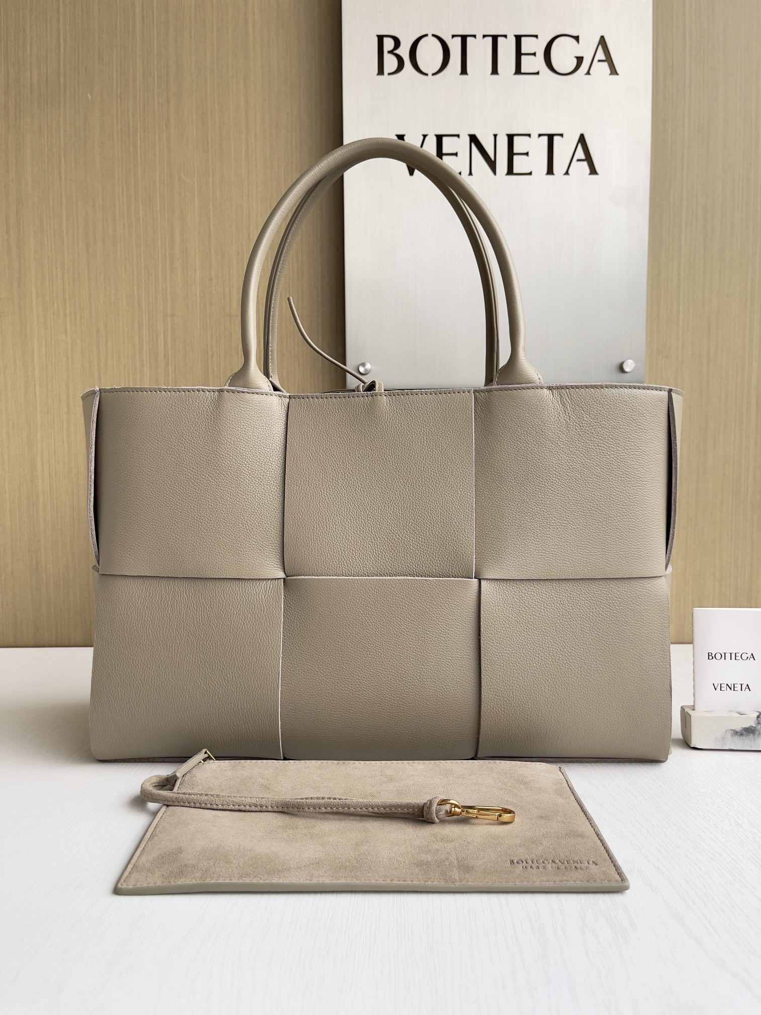 보테가 베네타 Bottega Veneta 609175 Arco Tote 41cm