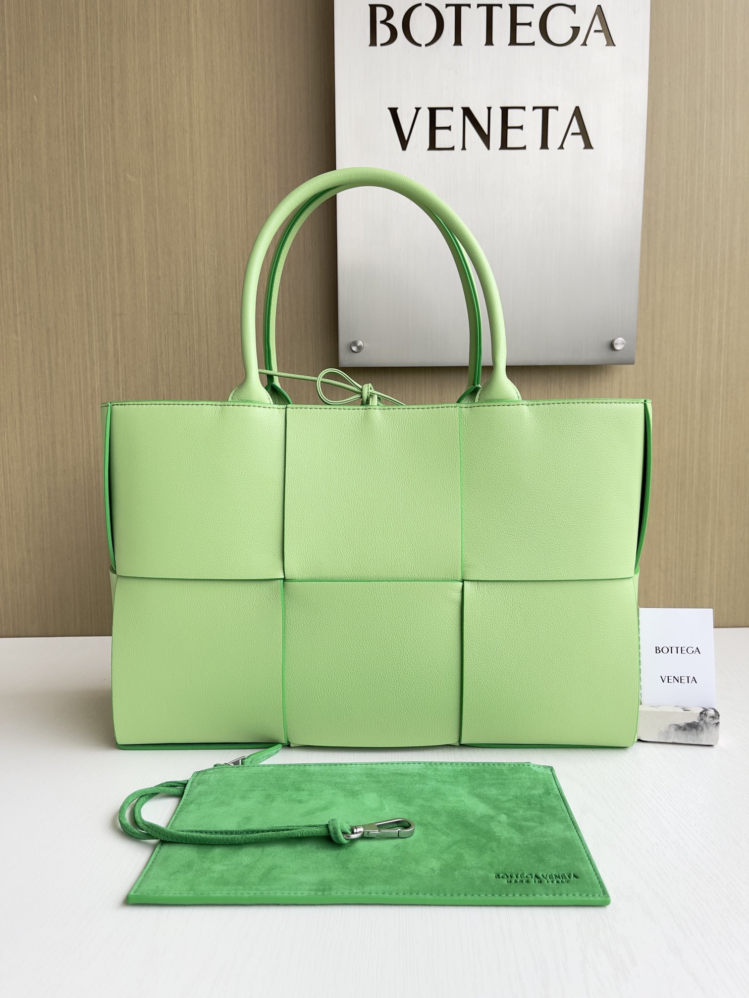 보테가 베네타 Bottega Veneta 609175 Arco Tote 41cm