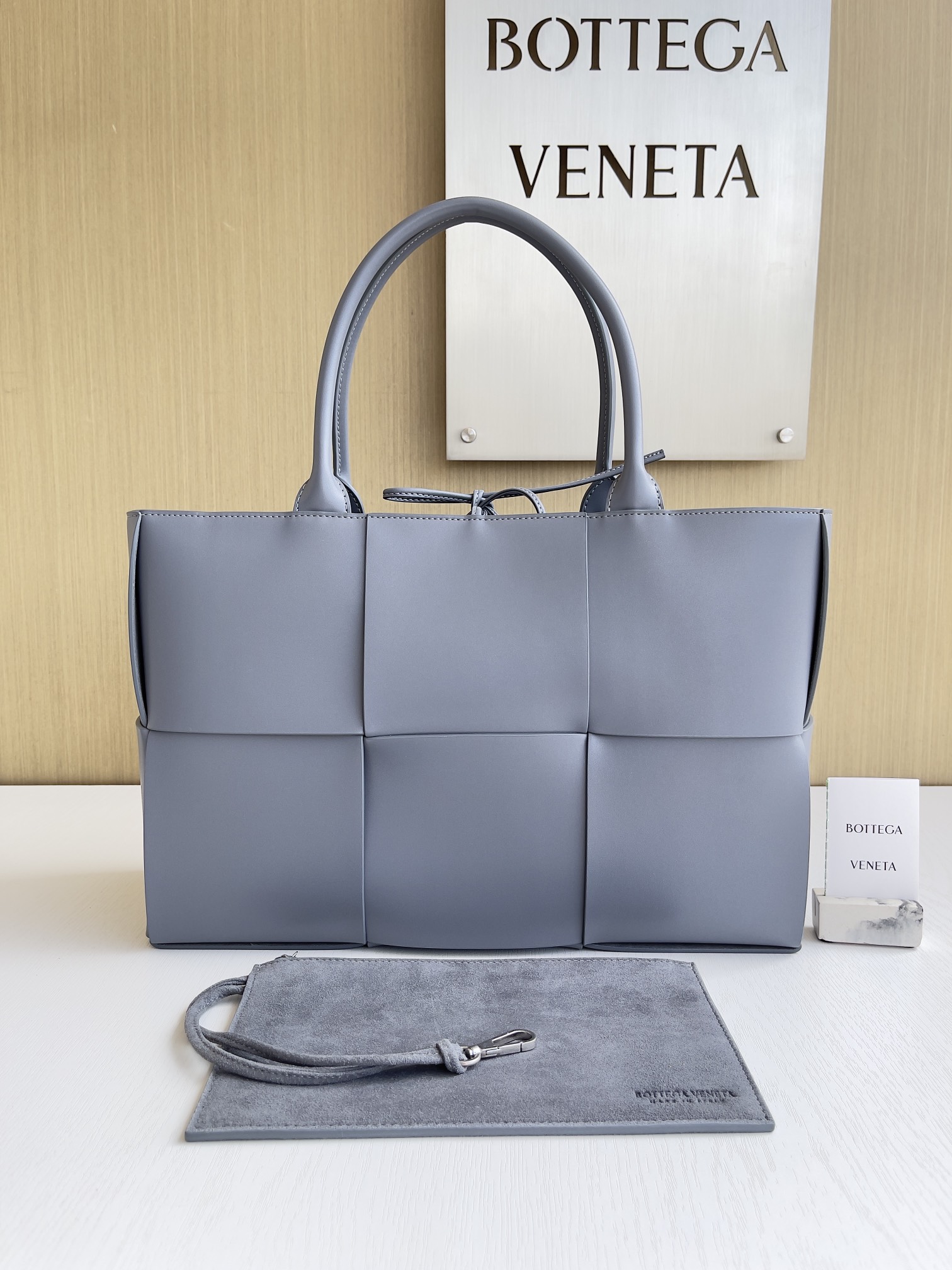 보테가 베네타 Bottega Veneta 609175 Arco Tote 41cm