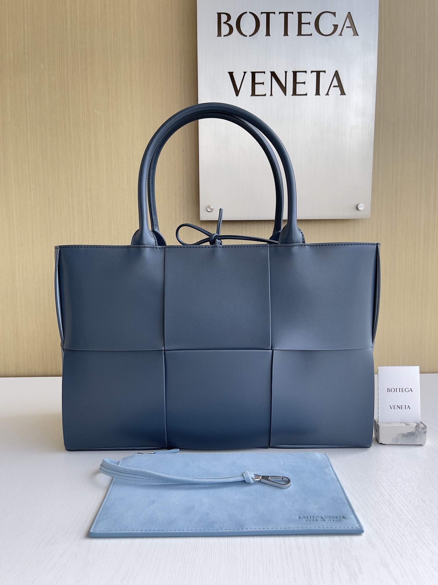 보테가 베네타 Bottega Veneta 609175 Arco Tote 41cm