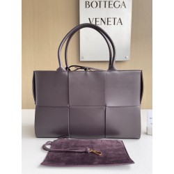 보테가 베네타 Bottega Veneta 609175 Arco Tote 41cm