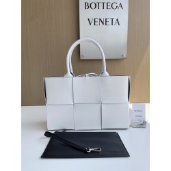 보테가 베네타 Bottega Veneta 652867 Mini Arco Tote 30cm