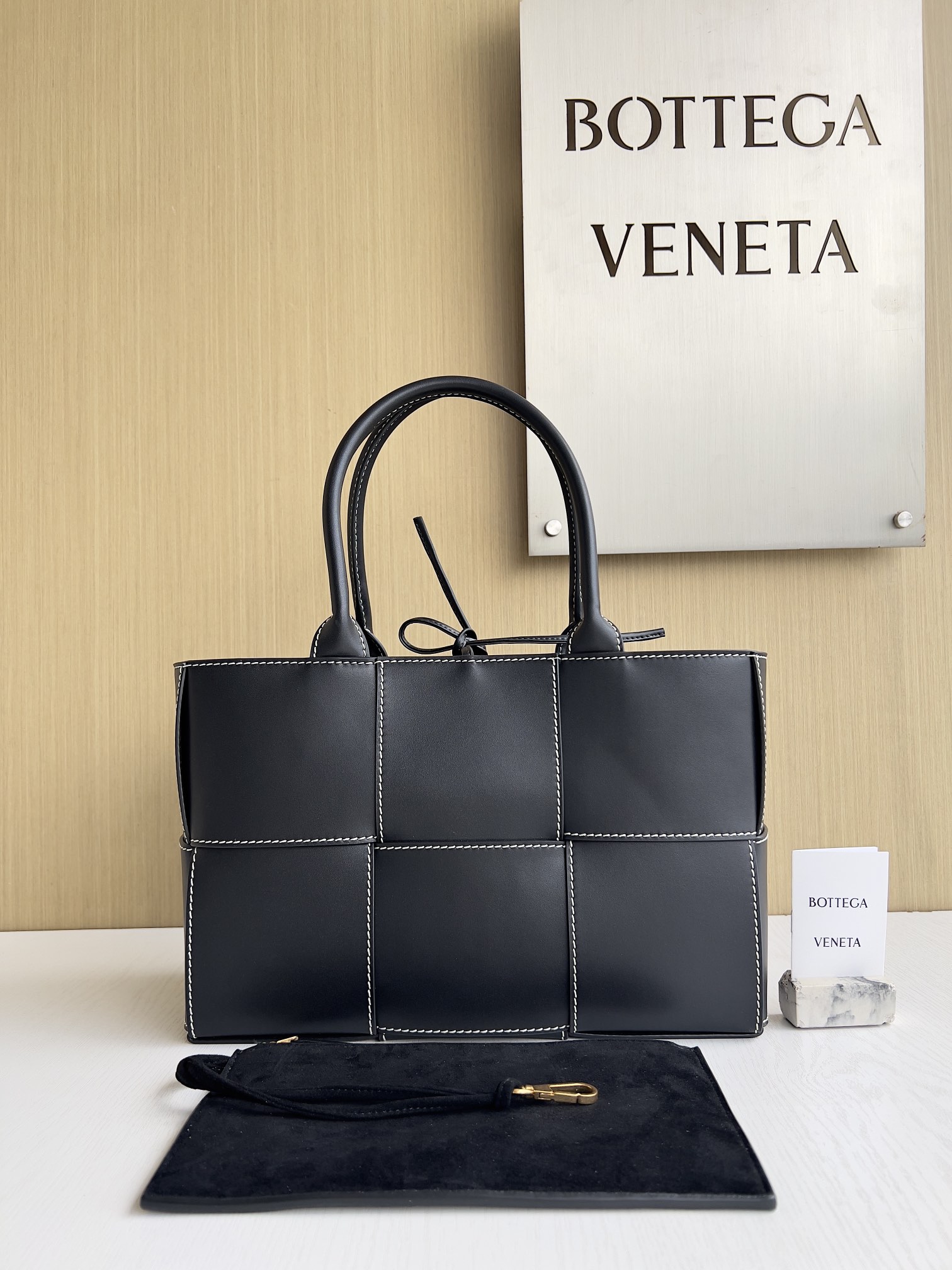 보테가 베네타 Bottega Veneta 652867 Mini Arco Tote 30cm