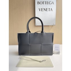 보테가 베네타 Bottega Veneta 652867 Mini Arco Tote 30cm