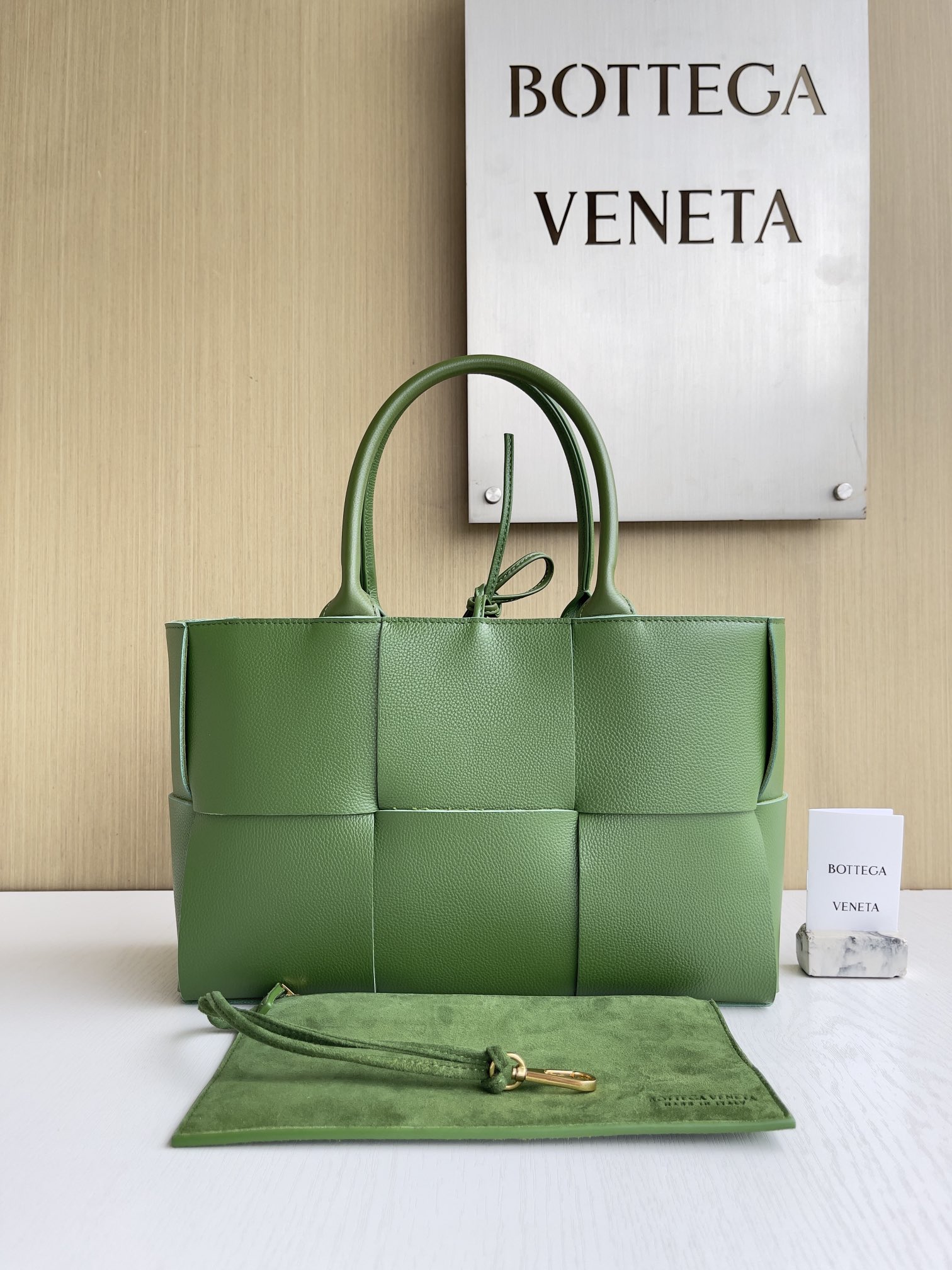 보테가 베네타 Bottega Veneta 652867 Mini Arco Tote 30cm