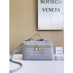 보테가 베네타 Bottega Veneta Bang Bang Vanity 크로스 백 789109 22cm