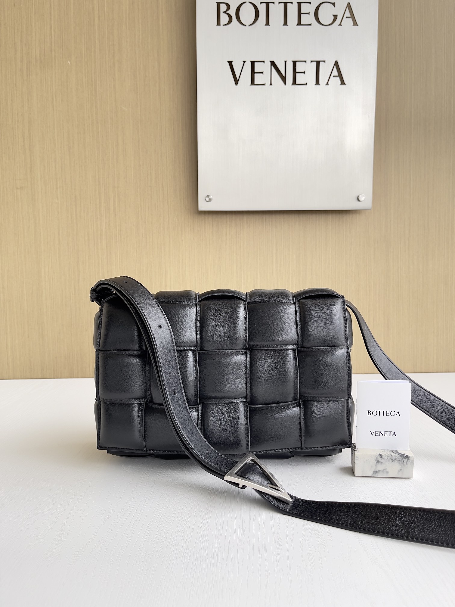 보테가베네타 Bottega Veneta 70094 Cassette 26CM