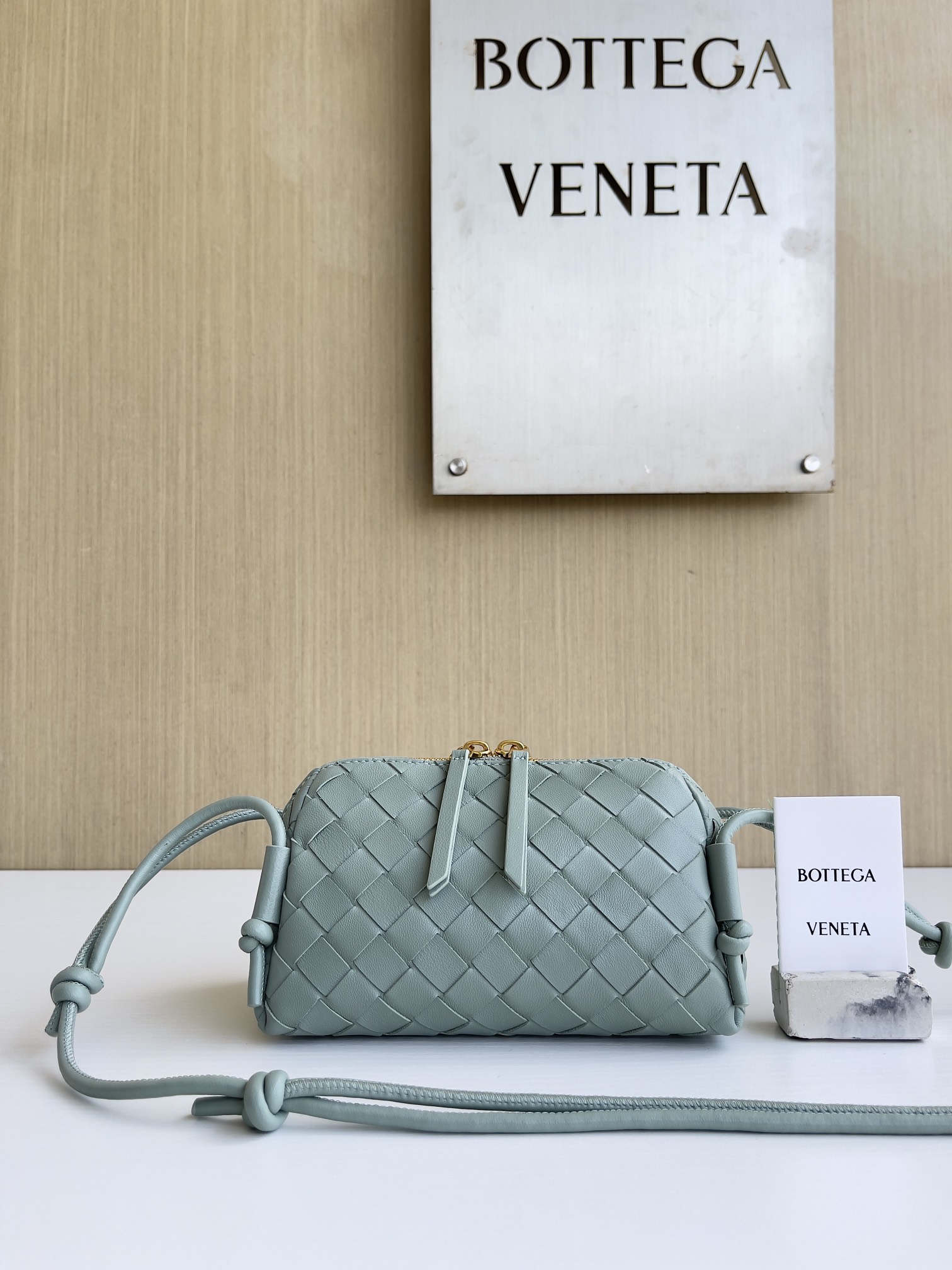 보테가 베네타 Bottega Veneta 794258 Intrecciato Concert Pouch 18.5CM