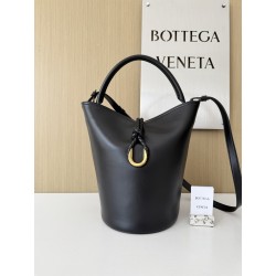 보테가 베네타 Bottega Veneta 806038 Liberta Bucket 30CM
