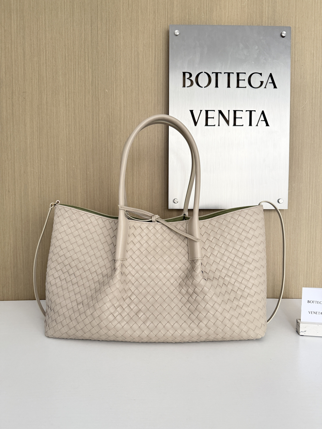 보테가 베네타 Bottega Veneta 817166 Reversible Pinacoteca Tote Bag 43CM