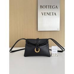 보테가 베네타 Bottega Veneta 826147 Mini Liberta 24CM