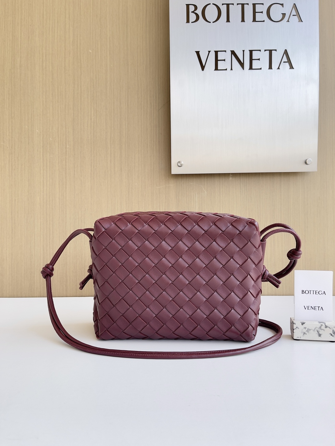 보테가 베네타 Bottega Veneta 680255 Loop 22CM