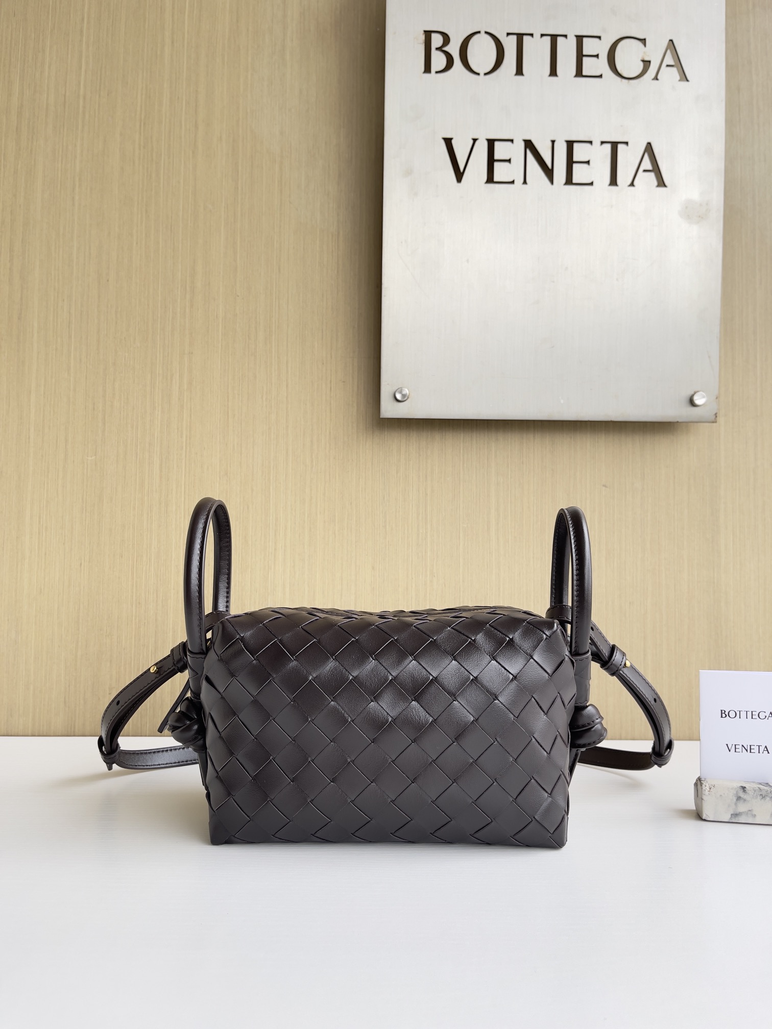 보테가 베네타 Bottega Veneta 796615 Loop 19CM
