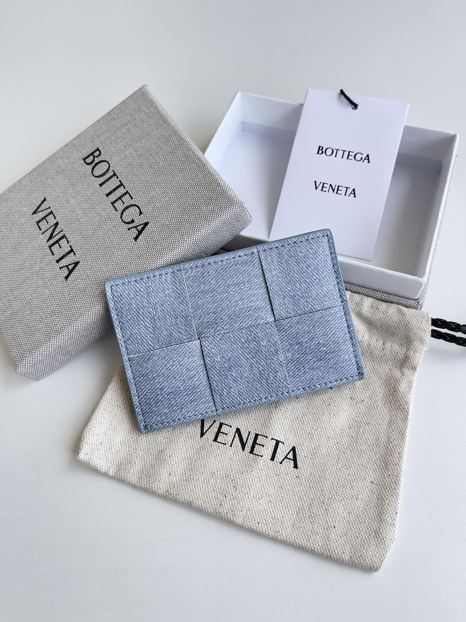 보테가베네타 Bottega Veneta 카드 지갑