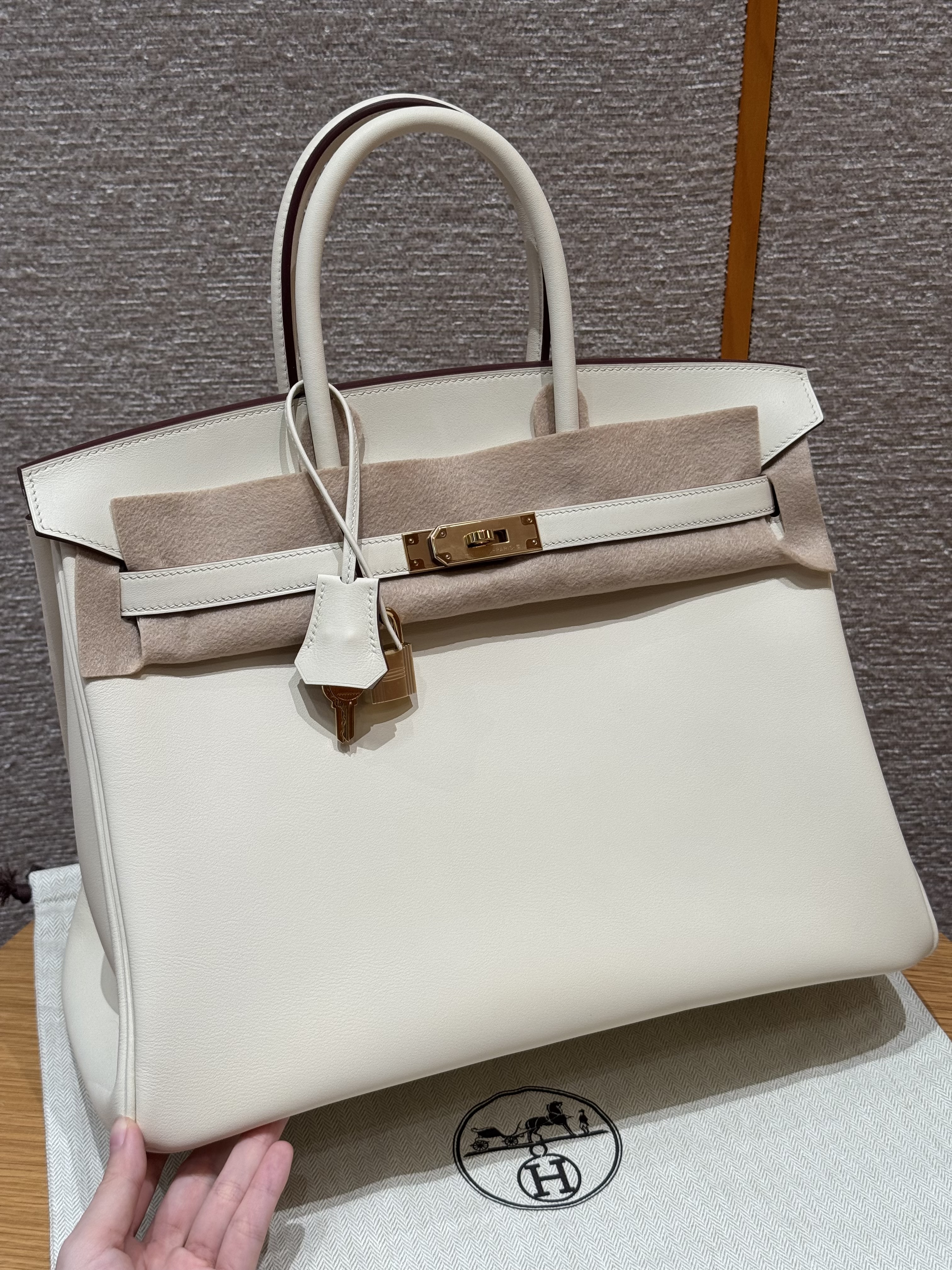 에르메스 Hermes Birkin 35cm Swift i2 Nata/gold
