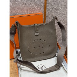 에르메스 Hermes Evelyne 29cm clemence 18 Etoupe/silver