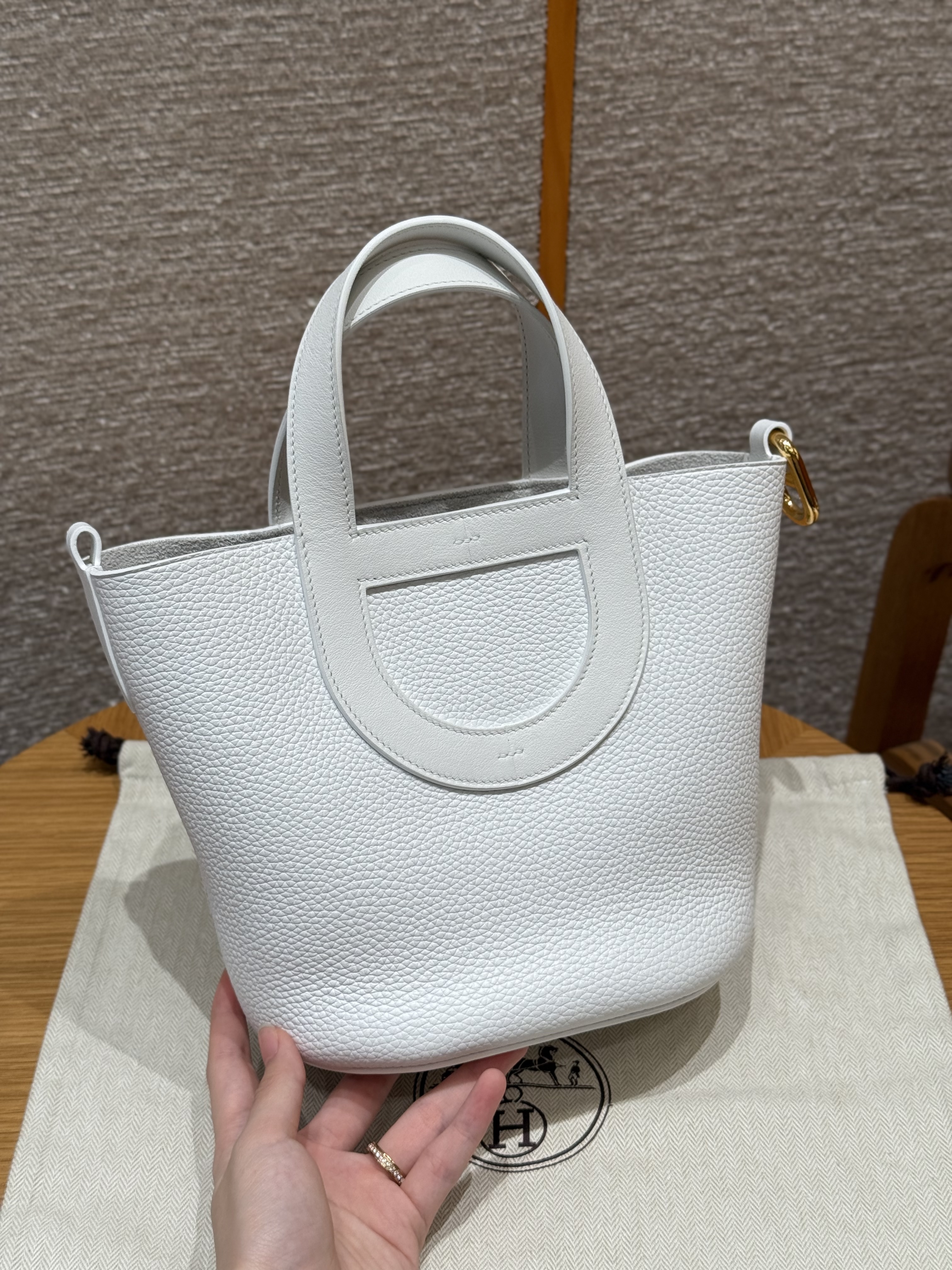 에르메스 Hermes in the loop 18cm Clemence 01 Blanc/gold