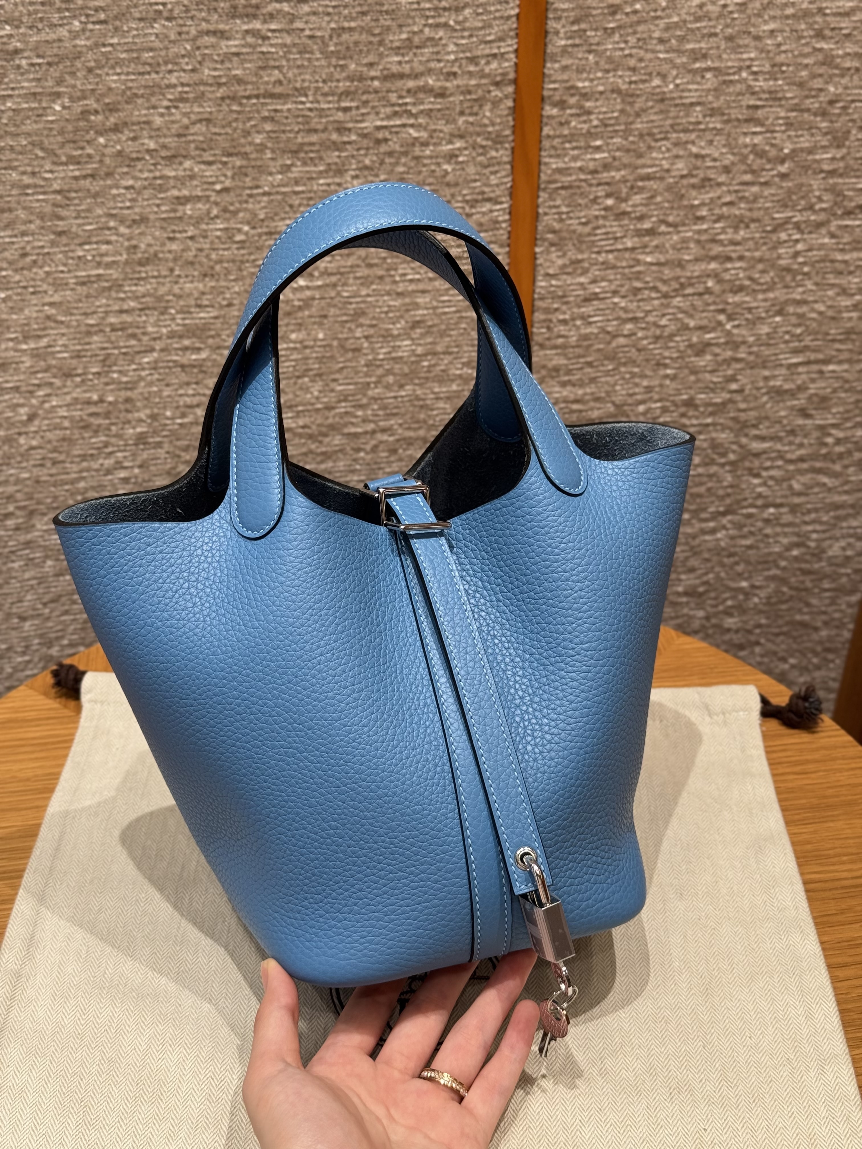 에르메스 Hermes Picotin lock 18cm clemence 2T Blue paradis/silver