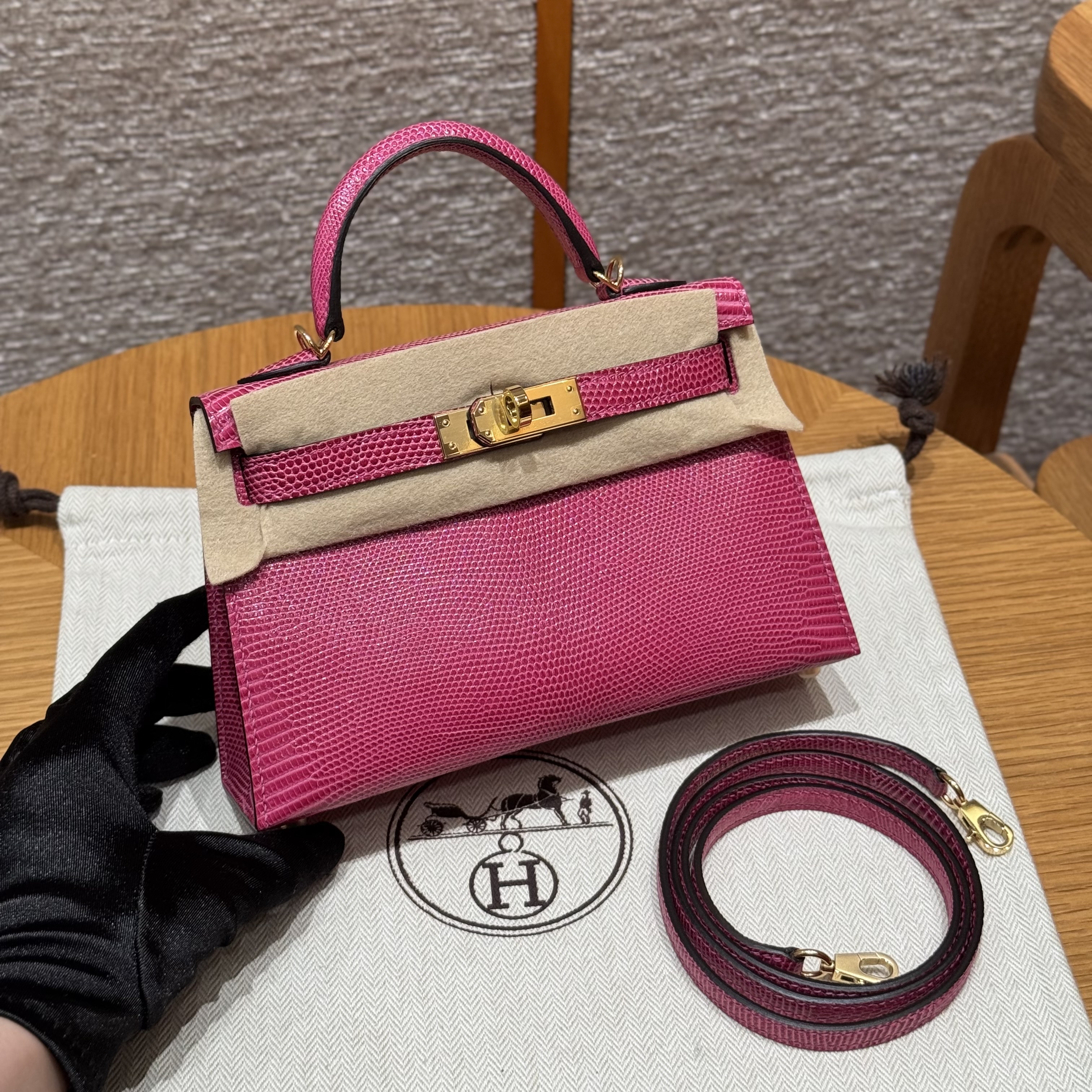 에르메스 Hermes Mini Kelly 19cm Lizard P9 Anemone/gold