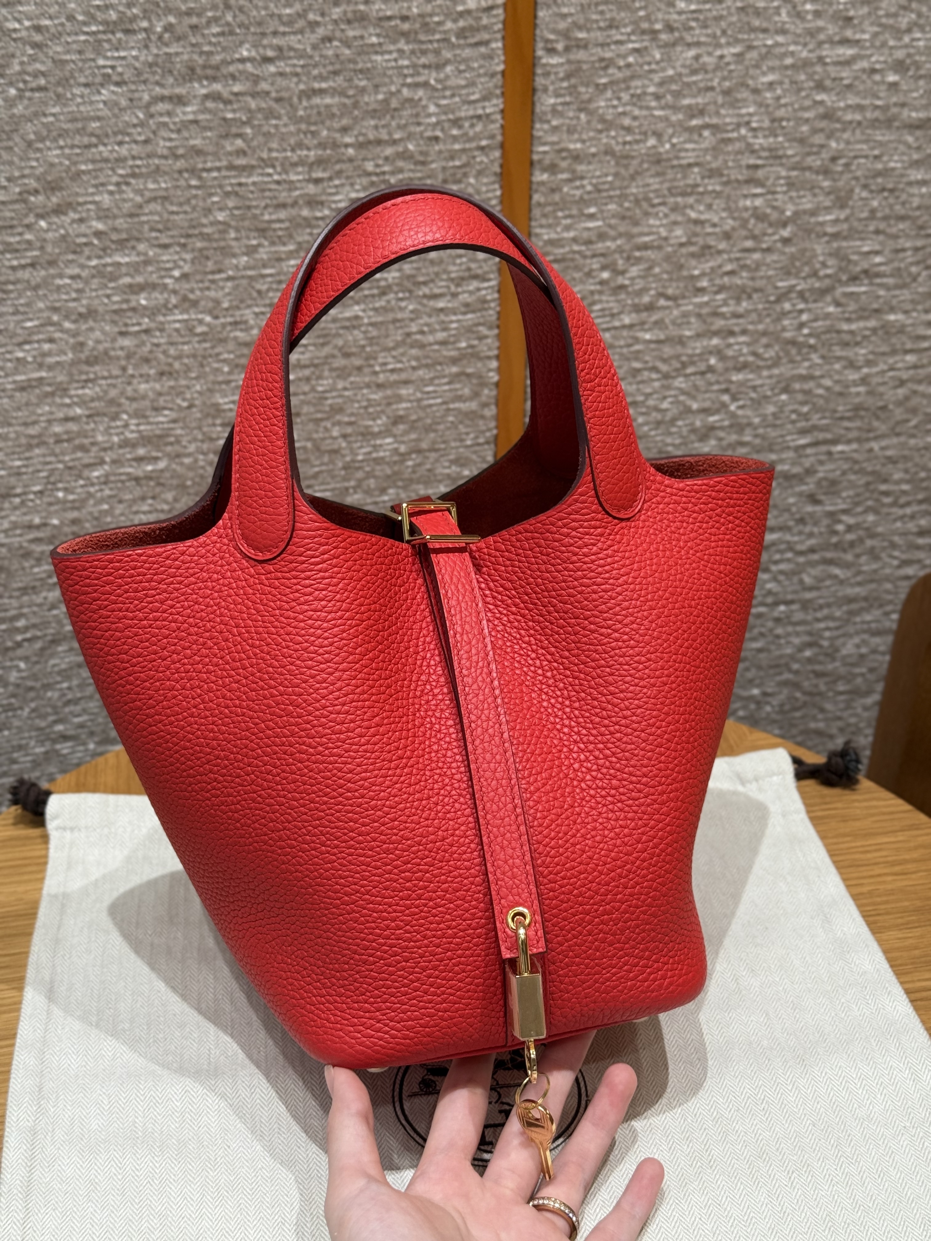 에르메스 Hermes Picotin lock 18cm clemence S3 Rouge Coeur/gold