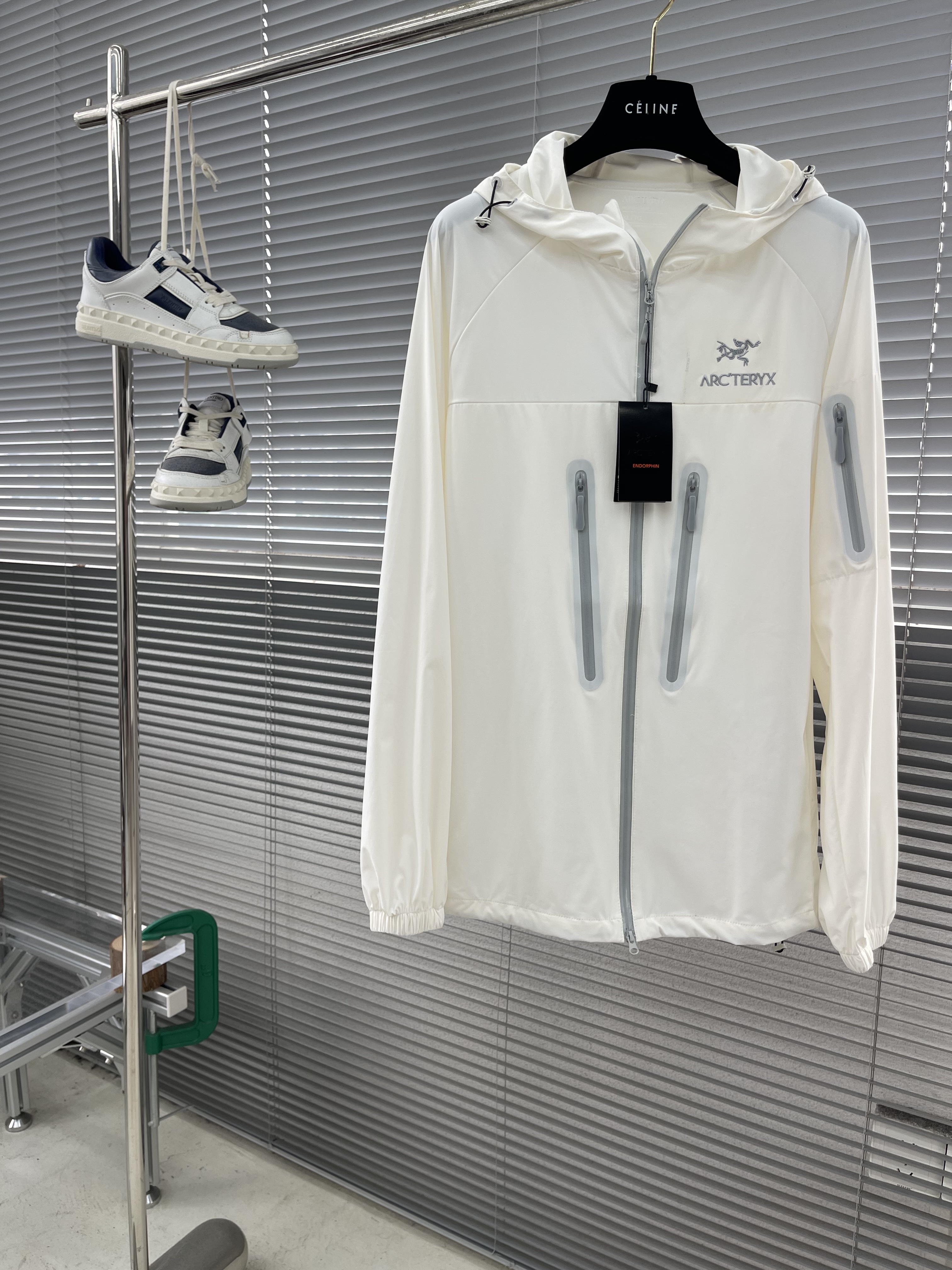 아크테릭스 ARC'TERYX 재킷