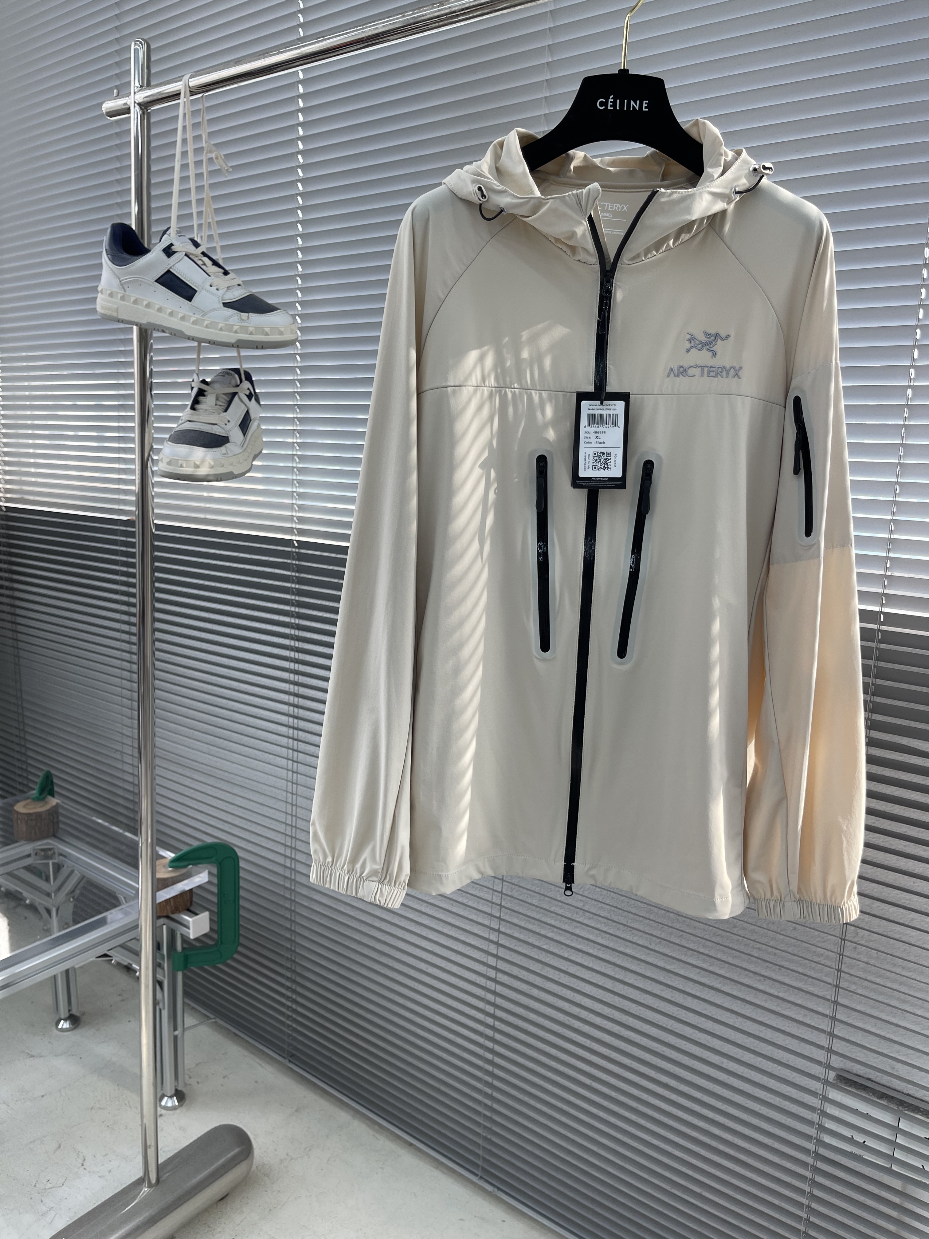 아크테릭스 ARC'TERYX 재킷