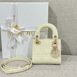 디올 Dior Lady Dior Micro Bag Pale yellow 12cm