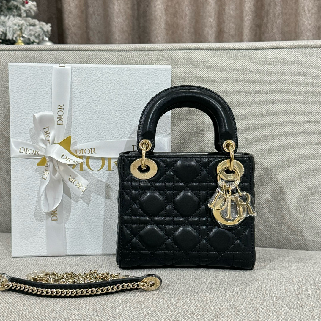 디올 Dior Mini Lady Dior Bag Black/gold 17cm