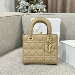 디올 Dior Small Lady Dior Bag Apricot 20cm