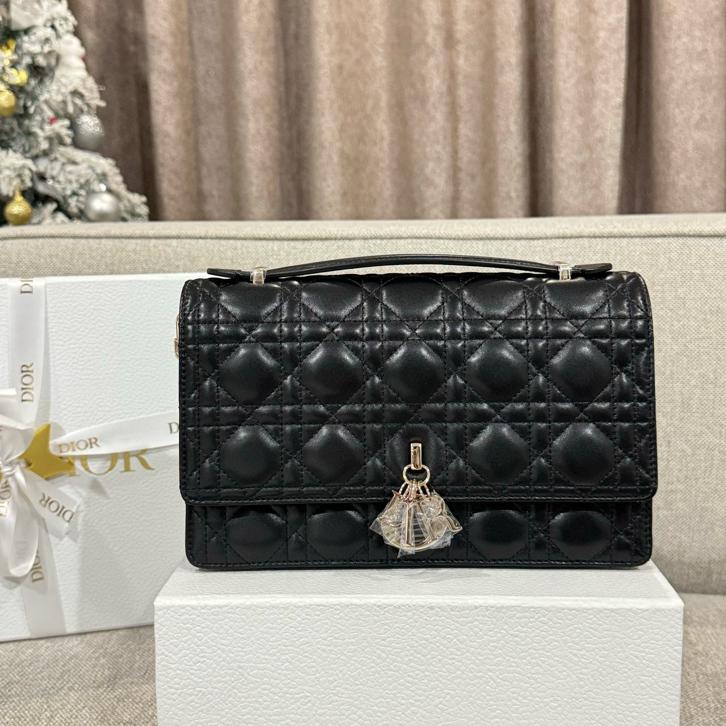 디올 Dior My Dior Top Handle Bag Black 24cm
